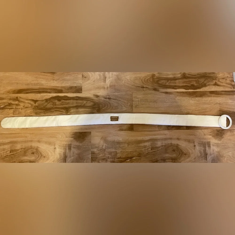 Vintage Robinson’s White Patterned Beaded Belt - Size M/L